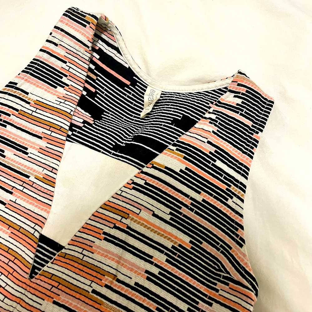 Eve Gravel Crop Top in Mosaic Pink